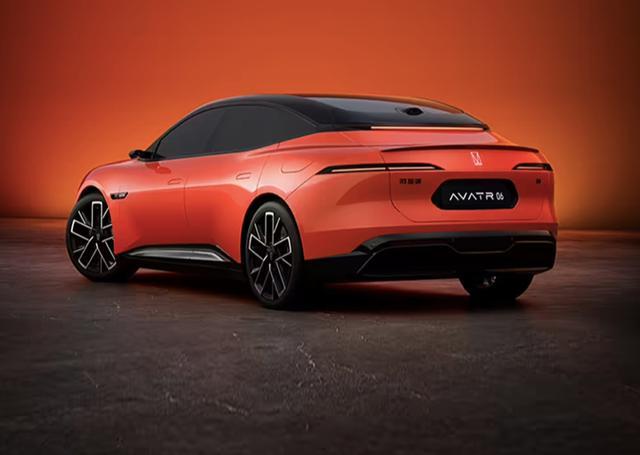 阿维塔06震撼发布：中型轿车新标杆，智能电动新势力